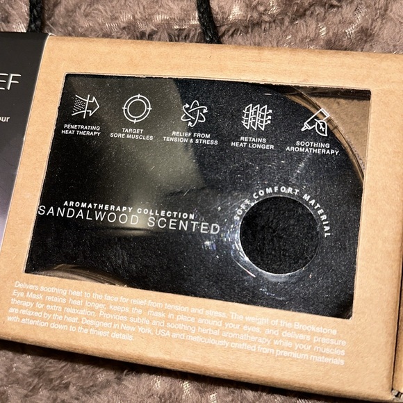brookstone heated relief eye mask new in box - Picture 3 of 5